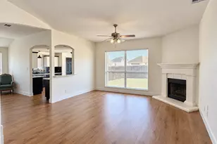 1334 Yukon Dr, Midlothian, TX 76065 - Photo 2