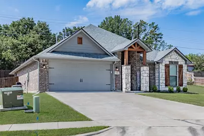 3919 Rose Hill Court, Denison, TX 75020 - Photo 2