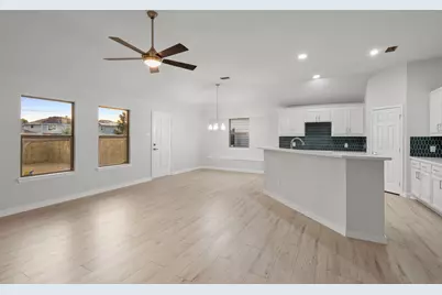 6641 Happy Trails Drive, Dallas, TX 75241 - Photo 10