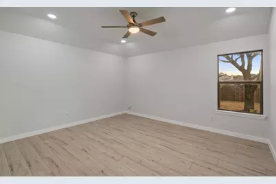 6641 Happy Trails Drive, Dallas, TX 75241 - Photo 12