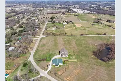231 Sanchez Creek Drive, Weatherford, TX 76088 - Photo 6