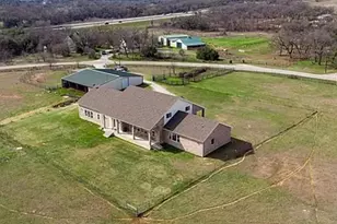 231 Sanchez Creek Dr, Weatherford, TX 76088 - Photo 2