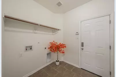 2840 Candace Drive, Grand Prairie, TX 75051 - Photo 24