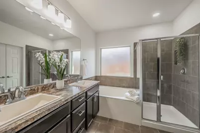 2840 Candace Drive, Grand Prairie, TX 75051 - Photo 20