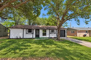 708 SW Southridge Dr, Burleson, TX 76028 - Photo 1