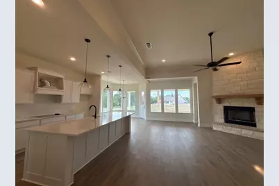 703 Deer Dale Court, Van Alstyne, TX 75495 - Photo 8