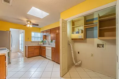 1724 Red Bud Lane, Euless, TX 76039 - Photo 14