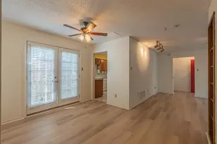 1724 Redbud Ln, Euless, TX 76039 - Photo 12