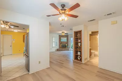 1724 Red Bud Lane, Euless, TX 76039 - Photo 10