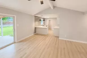 1221 Greenway Dr, Mesquite, TX 75149 - Photo 2