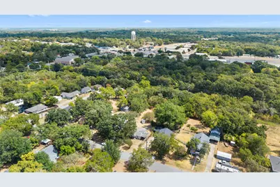1718 S Fannin Avenue, Denison, TX 75020 - Photo 30