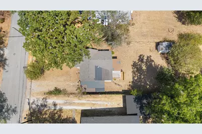 1718 S Fannin Avenue, Denison, TX 75020 - Photo 28