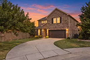 2501 Durango Dr, Carrollton, TX 75010 - Photo 2