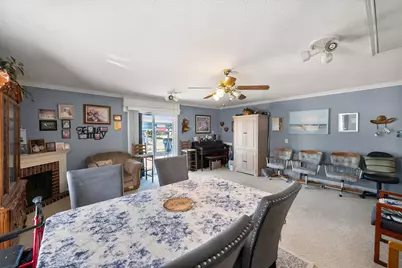 649 E Reindeer Road, Lancaster, TX 75146 - Photo 8