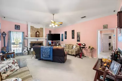 649 E Reindeer Road, Lancaster, TX 75146 - Photo 4