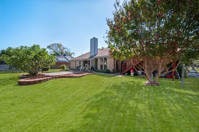 649 E Reindeer Road, Lancaster, TX 75146 - Photo 22