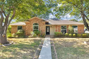 701 E Jacob St, Pilot Point, TX 76258 - Photo 38