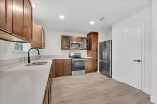 701 E Jacob St, Pilot Point, TX 76258 - Photo 12