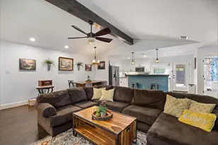 203 Paluxy St, Glen Rose, TX 76043 - Photo 6
