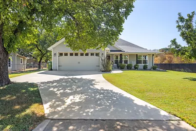 203 Paluxy Street, Glen Rose, TX 76043 - Photo 34