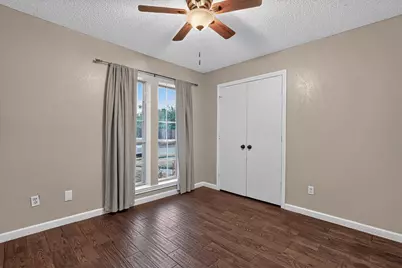 2102 Glenbrook Meadows Drive, Garland, TX 75040 - Photo 18