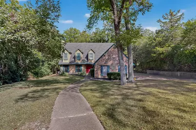 277 Creekwood Drive, Lancaster, TX 75146 - Photo 6