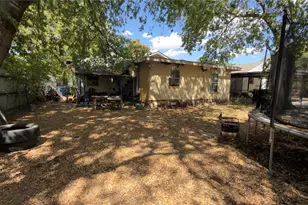 9034 Cardella Ave, Dallas, TX 75217 - Photo 20