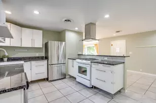 5520 Asbury Dr, River Oaks, TX 76114 - Photo 8