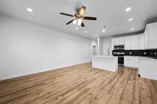 918 W Ford St, Denison, TX 75020 - Photo 2