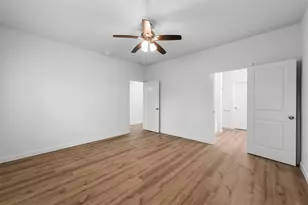 918 W Ford St, Denison, TX 75020 - Photo 8