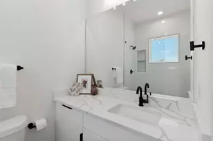 145 N Henderson Ave, Dallas, TX 75214 - Photo 22