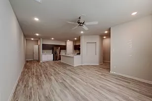 1312 Creekbank Dr, McKinney, TX 75071 - Photo 4