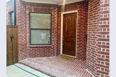 5930 Lewis Street, Dallas, TX 75206 - Photo 2