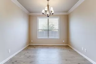 315 Castle Hill Dr, Burleson, TX 76028 - Photo 18