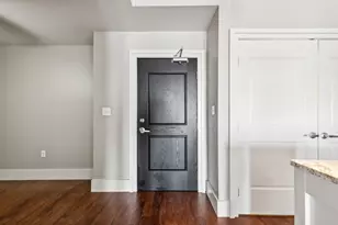 1000 Lipscomb St, Fort Worth, TX 76104 - Photo 8