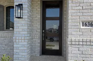 1636 Cornwall Ave, Fort Worth, TX 76052 - Photo 4