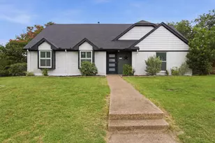 1705 Hatherly Dr, Plano, TX 75023 - Photo 1