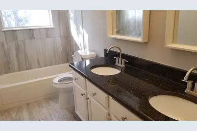 17635 Millwood Place, Dallas, TX 75287 - Photo 8