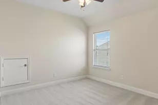 821 Llano Falls Dr, McKinney, TX 75071 - Photo 26