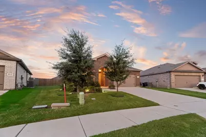 9621 Catclaw Terrace, Fort Worth, TX 76036 - Photo 4