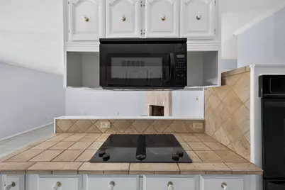 1305 Clark Trail, Grand Prairie, TX 75052 - Photo 14