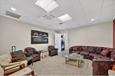 329 Centre Street, Dallas, TX 75208 - Photo 26