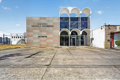 329 Centre Street, Dallas, TX 75208 - Photo 1