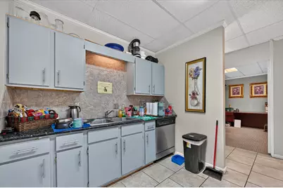 329 Centre Street, Dallas, TX 75208 - Photo 10