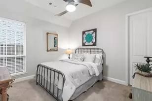 2525 Olive Branch Dr, Lewisville, TX 75056 - Photo 14