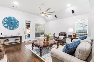 2525 Olive Branch Dr, Lewisville, TX 75056 - Photo 6