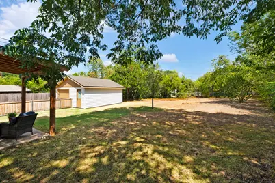 801 N 44th Street, Waco, TX 76710 - Photo 28