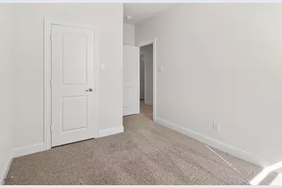 910 Milkweed Drive, Euless, TX 76039 - Photo 12