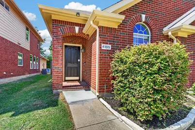 6105 Cheyenne Drive, The Colony, TX 75056 - Photo 2