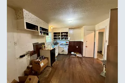 2517 W 7th Street, Irving, TX 75060 - Photo 6